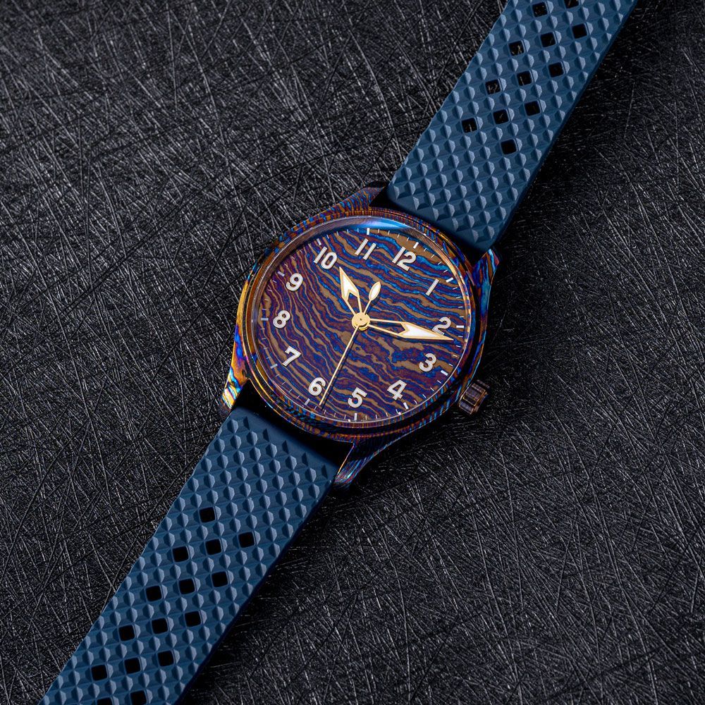 Timascus Pilot Watch — Timascus Dial Dial (NH38A No-date) – 40 mm