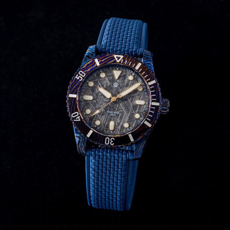 Timascus Pearl Diver V2 - Meteorite (39 mm, 200 m)