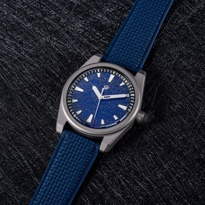 Basilea 39 mm – Lapis Dial, Grade 5 Titanium, Soprod M100