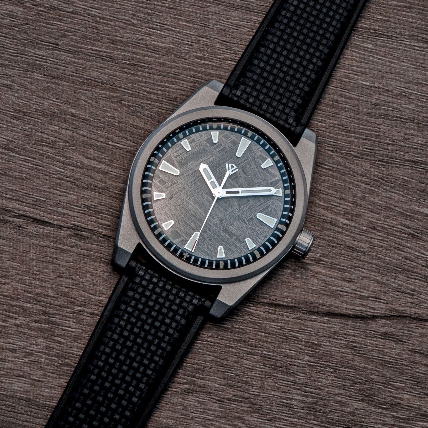 Basilea 39 mm – Meteorite Dial, Grade 5 Titanium, Soprod M100