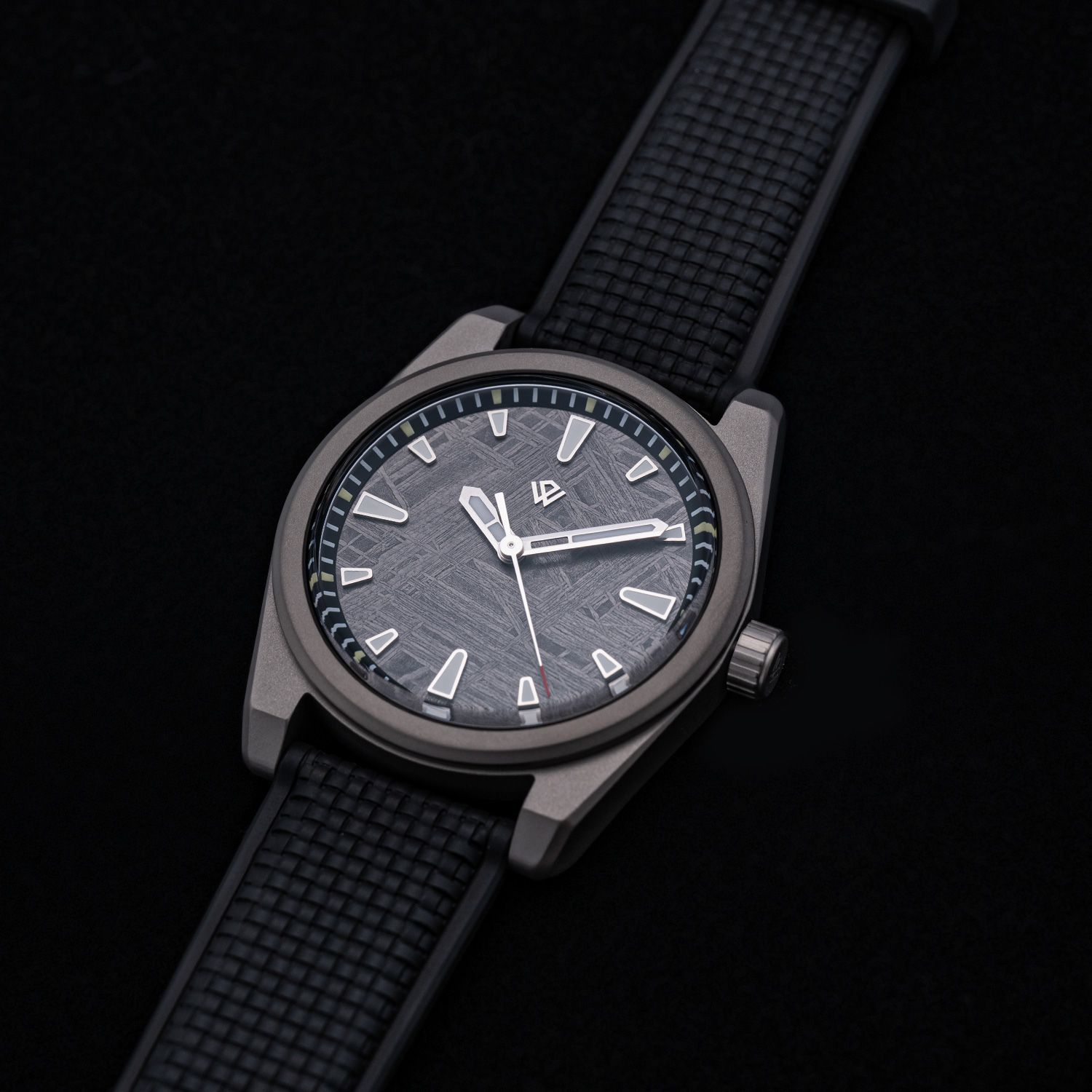 Basilea 39 mm – Meteorite Dial, Grade 5 Titanium, Soprod M100