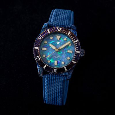 Timascus Pearl Diver V2 - Light Blue Opal (39 mm, 200 m) Timascus Pearl Diver V2 - Light Blue Opal (39 mm, 200 m)