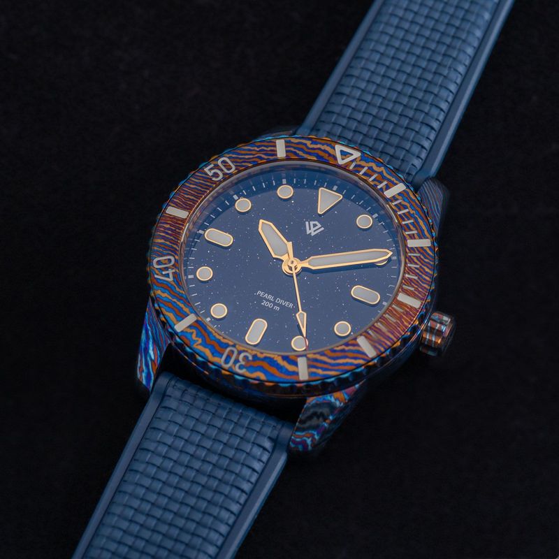 US STOCK Timascus Pearl Diver V2 - Dark Blue Aventurine (39 mm, 200 m)