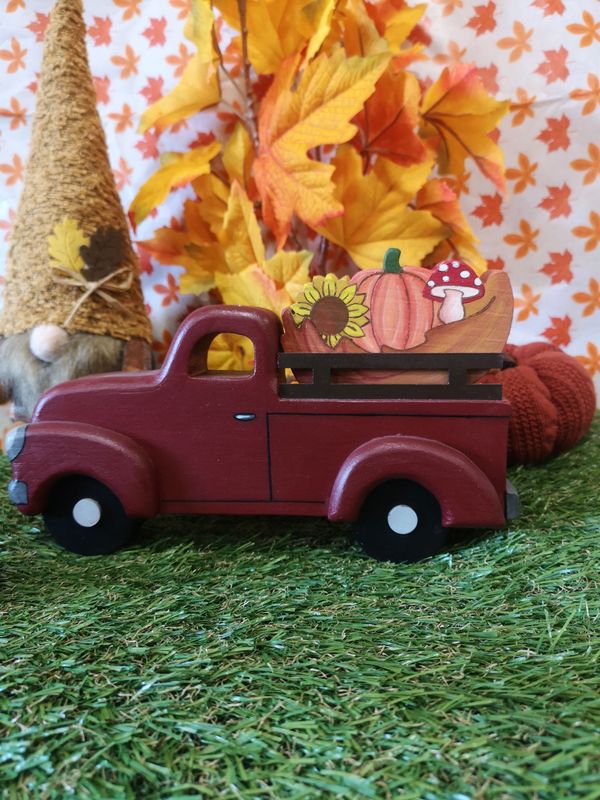 Décoration d'automne pour truck de saison