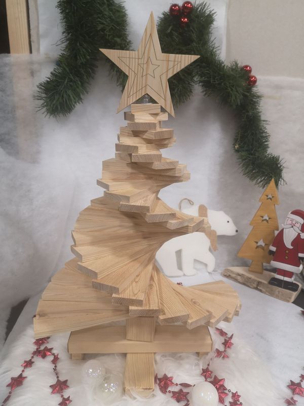 Sapin de Noël en mélèze