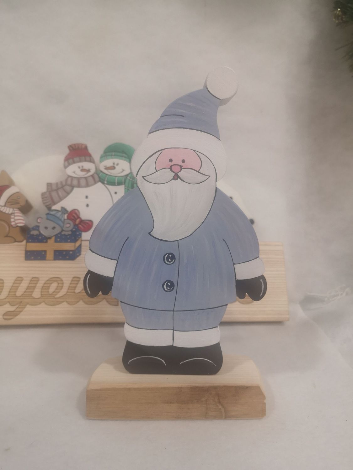 Pére Noel dodu, Taille du modèle: grand pere noel 20 x 12 cm, couleur du sujet: Bleu