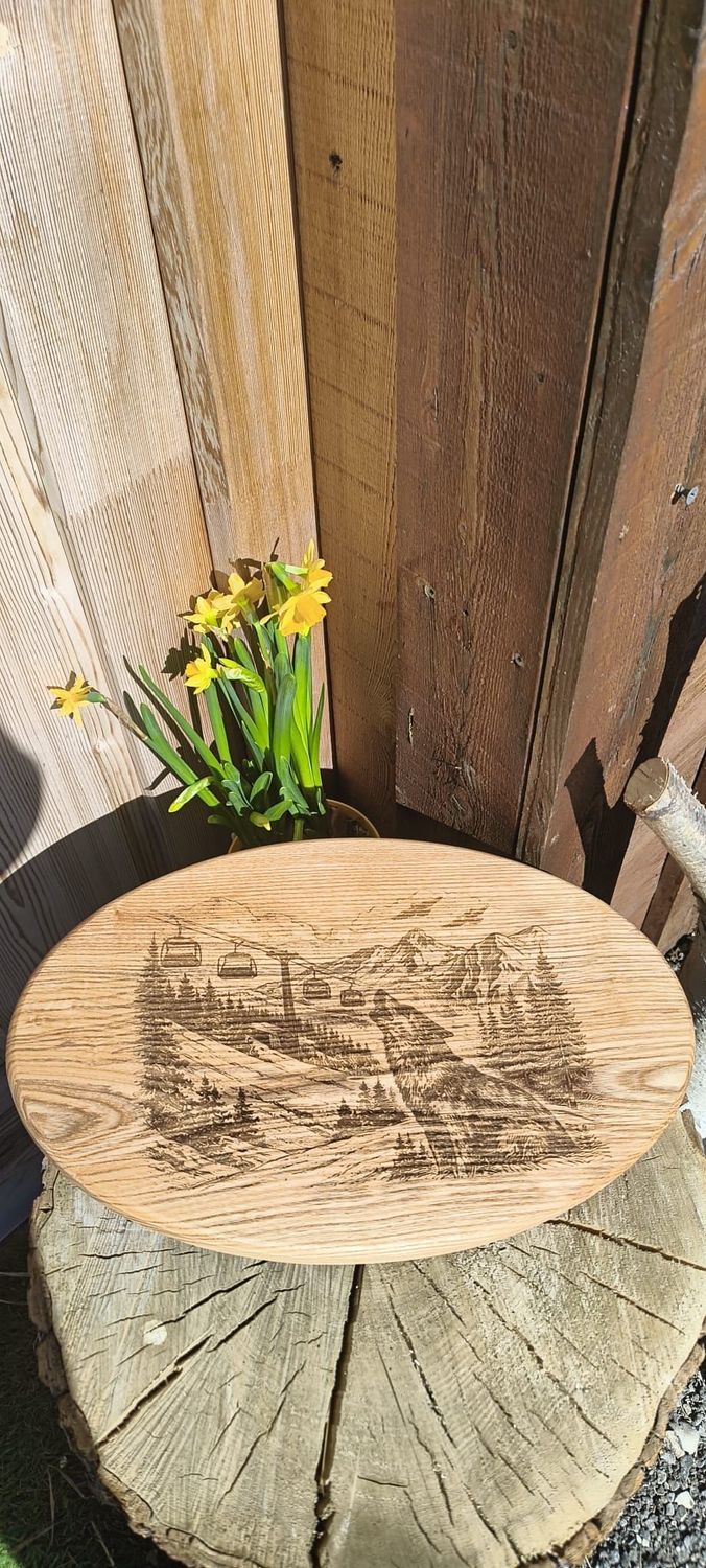 Planche ovale loup Planche ovale loup