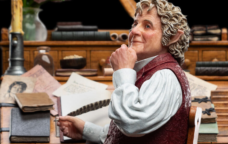 (PO) Weta - Bilbo Baggins at his desk