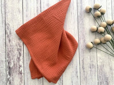 Dot and Army - Crinkle Cloth Napkins, set of four