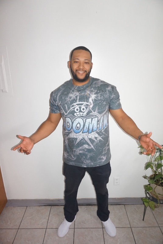 Boomin orbit t-shirt