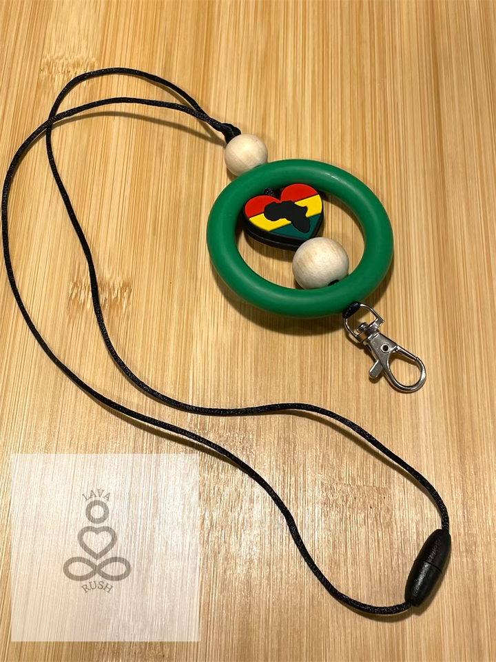 Red Yellow Green Flag Africa Heart Diffuser Lanyard (Green)