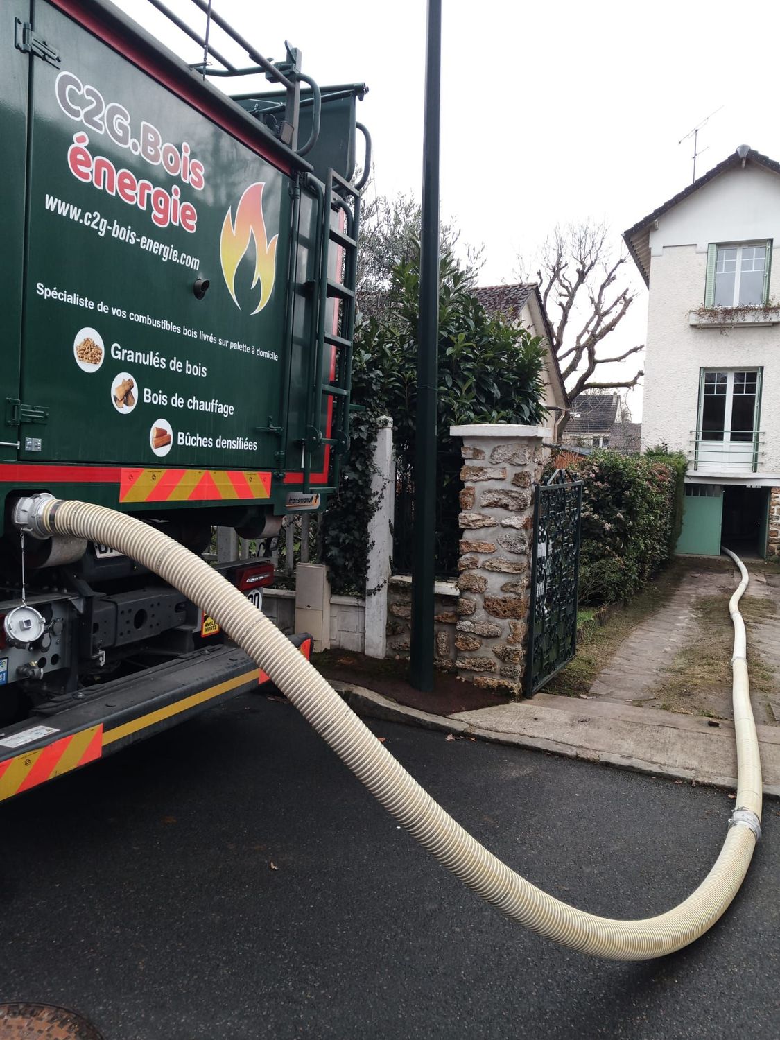 Granulés de bois en VRAC Prix de gros disponibles pour les quantités de 2 tonnes ou plus