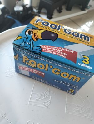 Gomma magica Gomma magica