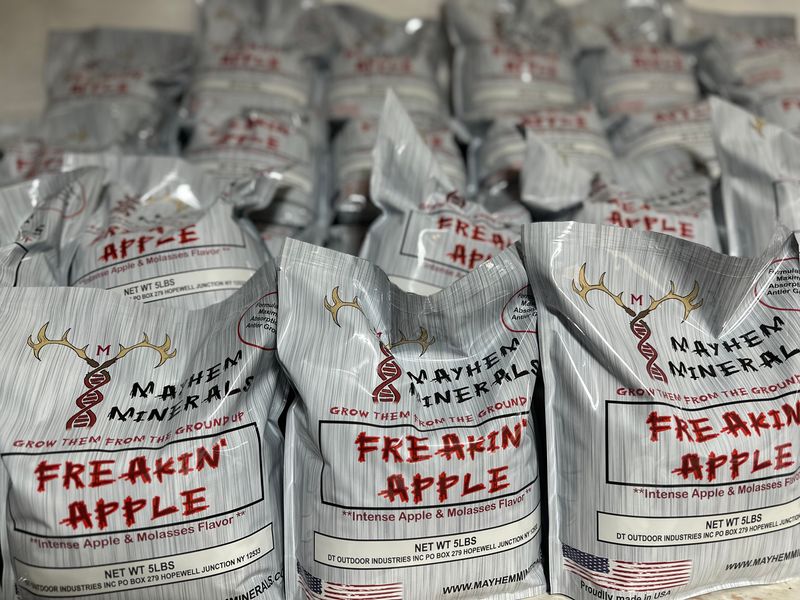 Mayhem Minerals FREAKIN' APPLE Mayhem Minerals FREAKIN' APPLE