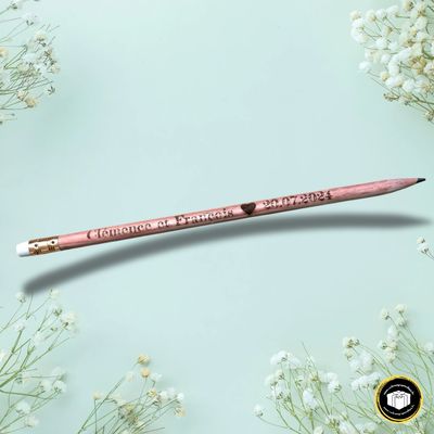Grand crayon en bois pour mariage