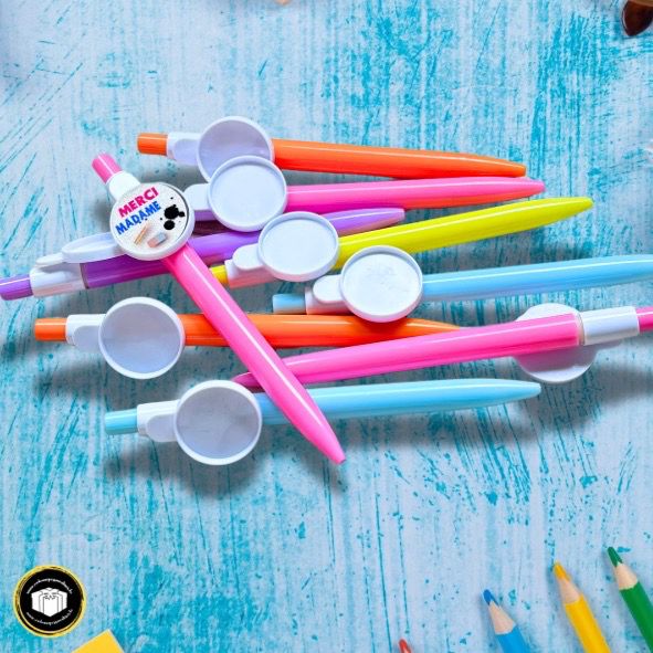 Stylo de couleurs merci madame