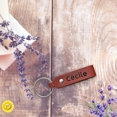 Porte-clés en cuir avec prénom Porte-clés en cuir avec prénom
