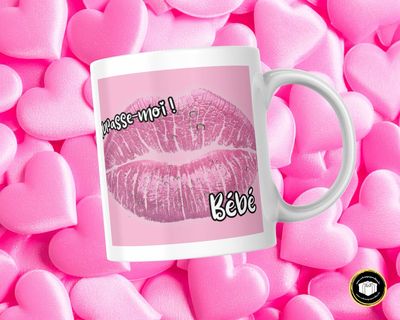 Mug embrasse-moi bébé Mug embrasse moi bébé rose