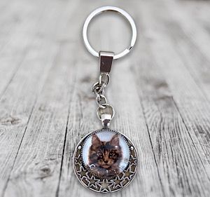 Porte-clefs cabochons chat avec nom Porte-clefs cabochons chat avec nom