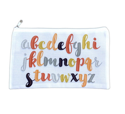 Trousse en tissu avec lettres de l'alphabet pour les enfants.