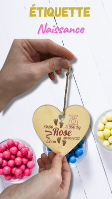 Etiquette naissance rose forme cœur personnalisable Etiquette naissance rose forme cœur personnalisable