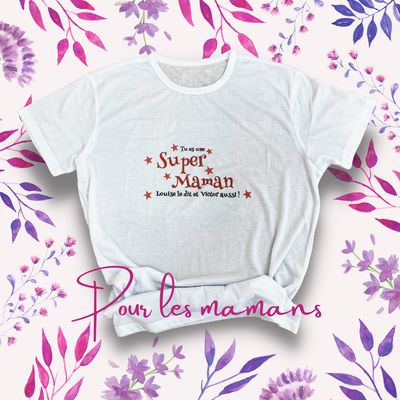 T-shirt super maman personnalisable avec un prénom. Blanc et unisexe du S au XL.