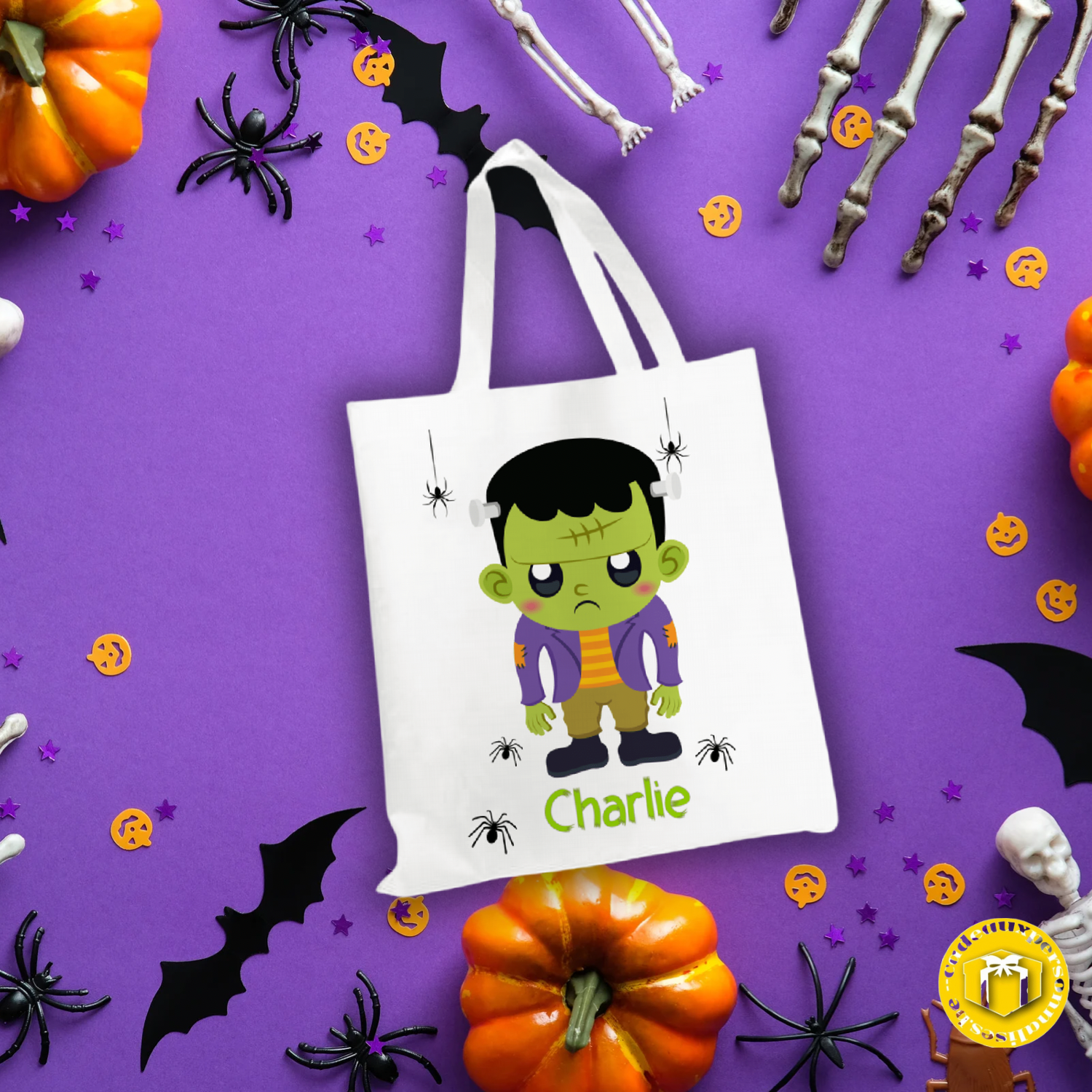 Tote bag en tissu, solide sur le thème d'Halloween  avec Frankenstein. Personnalisable en ajoutant un prénom.