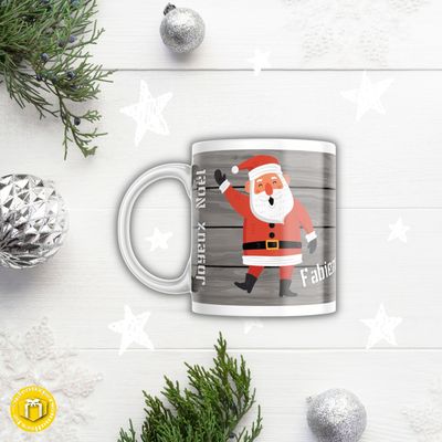 Mug père Noël Mug père Noël en porcelaine à personnaliser avec un prénom.