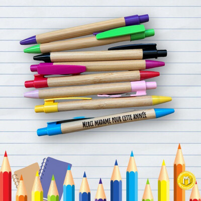 Stylo bambou avec bout coloré personnalisé pour cadeau de fin d'année scolaire