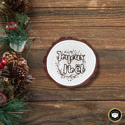 Rondin en bois personnalisé joyeux Noël Rondin en bois naturel avec écorce gravé avec le texte joyeux Noël.
