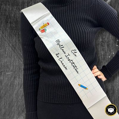 Echarpe Miss élu meilleur instituteur de l'année