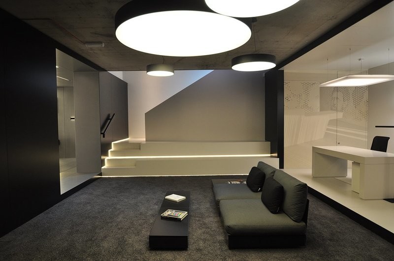 XAL (London Headquarter & Showroom)