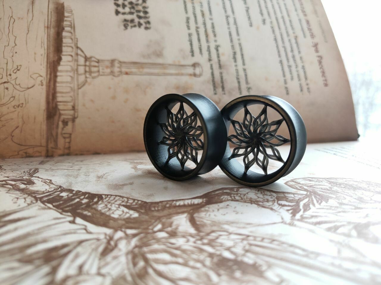 Snowflake - Double Flared Ear Tunnels Snowflake - Double Flared Ear Tunnels