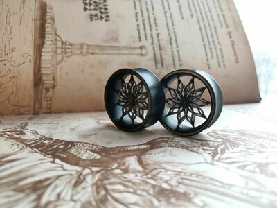 Snowflake - Double Flared Ear Tunnels