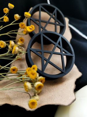 Witch's Hexagram - Double Flared Ear Tunnels