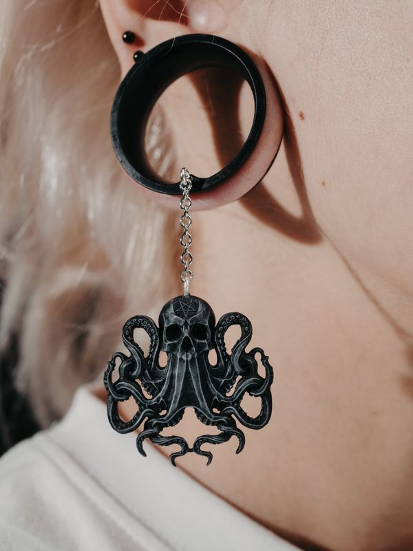 Tunnels with dangle Octopus Skull - Double Flared
