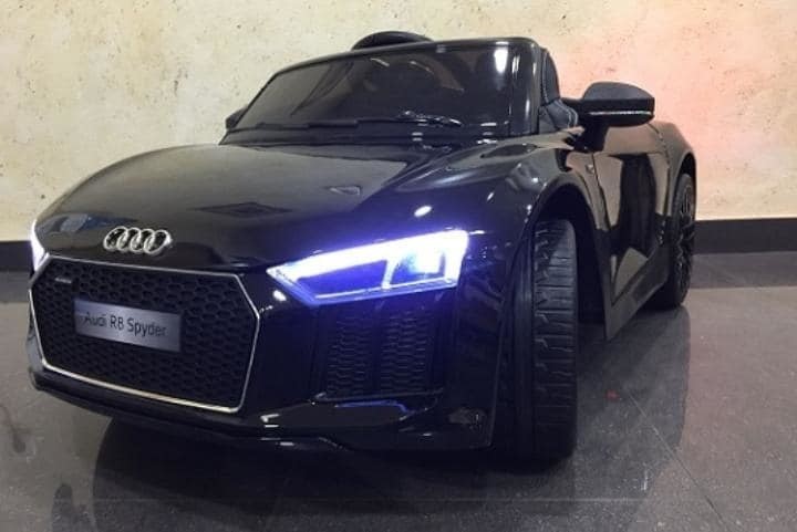 Audi deportivo niños a bateria y control remoto
