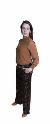 Wijde lange broek - LOLA - zwart met herfstmotief Wijde lange broek - LOLA - zwart met herfstmotief