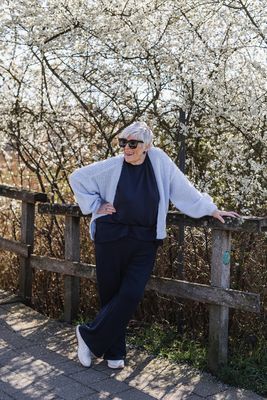 + Bernadette vest - MAYBE - lichtblauw