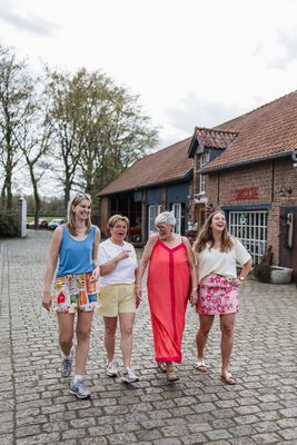 Broek / short - KLARISA