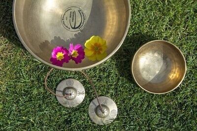 VIP Goldene Tibetische Klangschale - VIP Golden Tibetan Singing Bowl  - Ekaterina Fedosova -  HANDBUCH IN DEUTSCHER SPRACHE