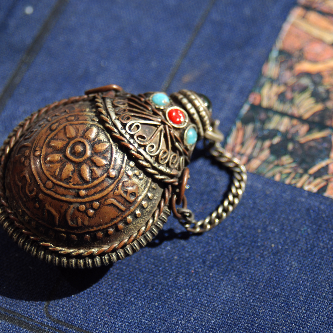 Reinigung von Talismanen und Amuletten - Manuela Fasoli