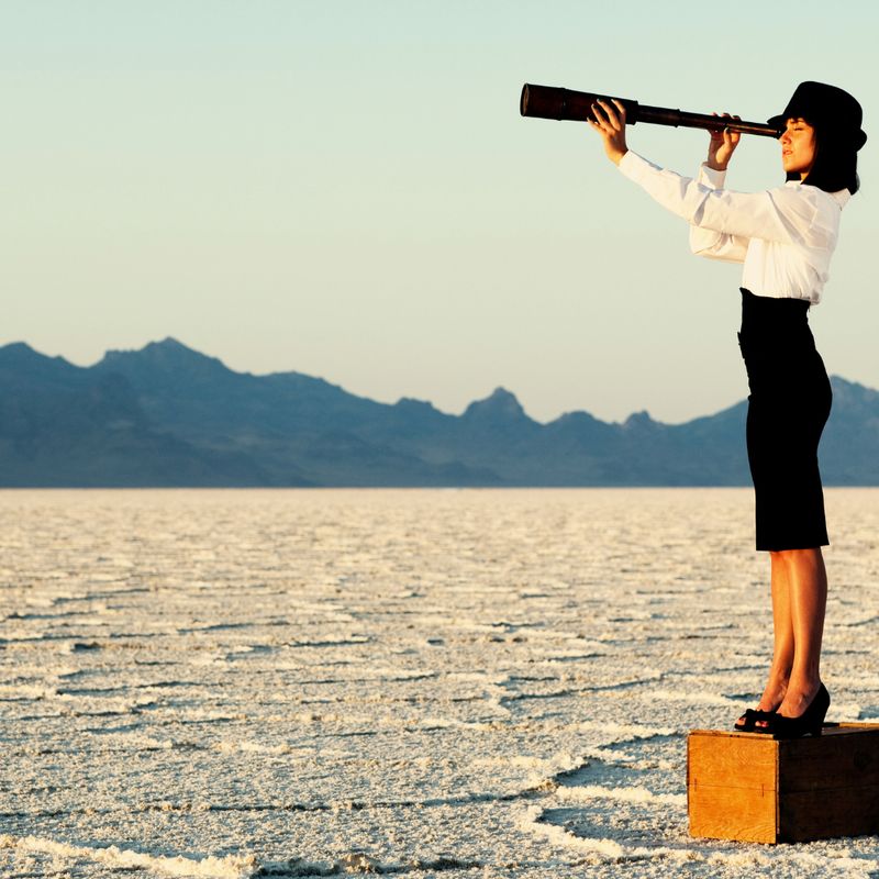 GOLDENER GESCHÄFTSPFEIL ENERGETIK - Jalu Wasonoadi GOLDENER GESCHÄFTSPFEIL ENERGETIK - Jalu Wasonoadi