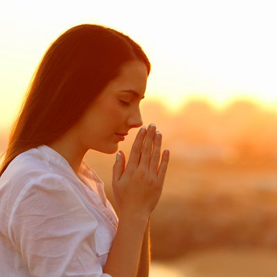 HOHE DANKBARKEITSKRAFT - Argandini Titisari