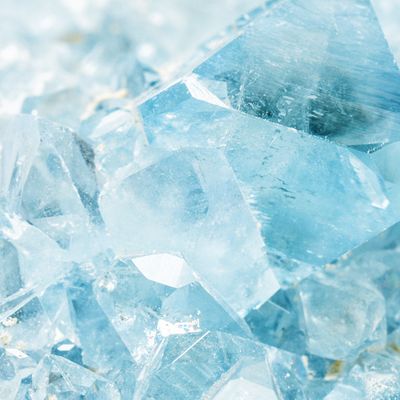 Hellblauer Kristall Einstimmung - Marijana Gabrielsen - HANDBUCH IN DEUTSCHER SPRACHE Hellblauer Kristall Einstimmung - Marijana Gabrielsen - HANDBUCH IN DEUTSCHER SPRACHE