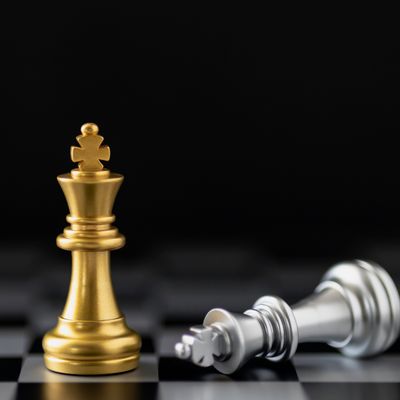 DIE AURA DES KÖNIGS ERMÄCHTIGUNG - Argandini Titisari