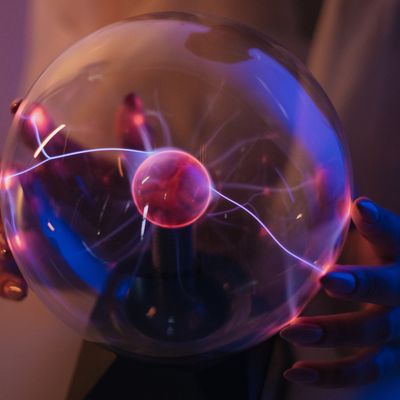 Der interligente Implantat - Magnet - Angelica Saerbeck - HANDBUCH IN DEUTSCHER SPRACHE Der interligente Implantat - Magnet - Angelica Saerbeck - HANDBUCH IN DEUTSCHER SPRACHE