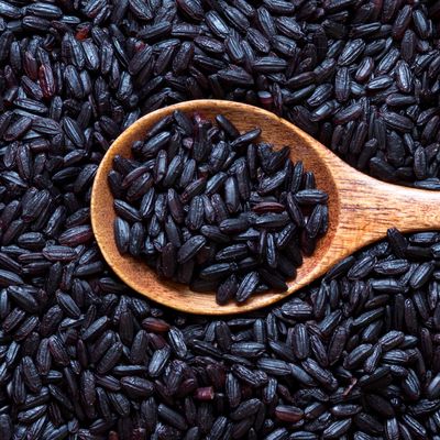 MAGISCHE KRAFT VON SCHWARZEM REIS - Hari Andri Winarso MAGISCHE KRAFT VON SCHWARZEM REIS - Hari Andri Winarso