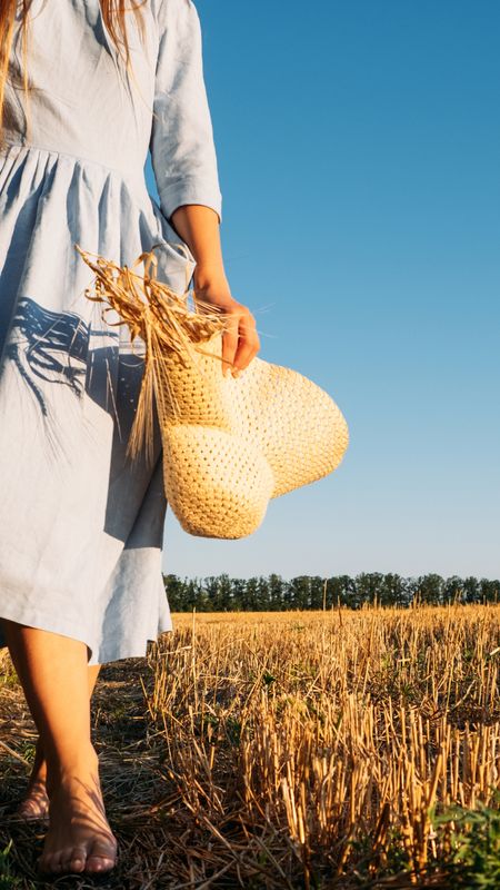 MAGISCHES ELIXIER DES WOHLBEFINDENS - Manuela Fasoli - 2024