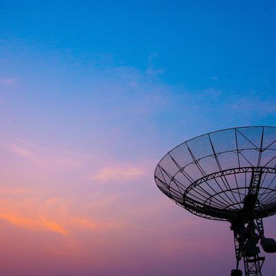 ÜBER DEM RADAR REIKI - Stephanie Brail ÜBER DEM RADAR REIKI - Stephanie Brail